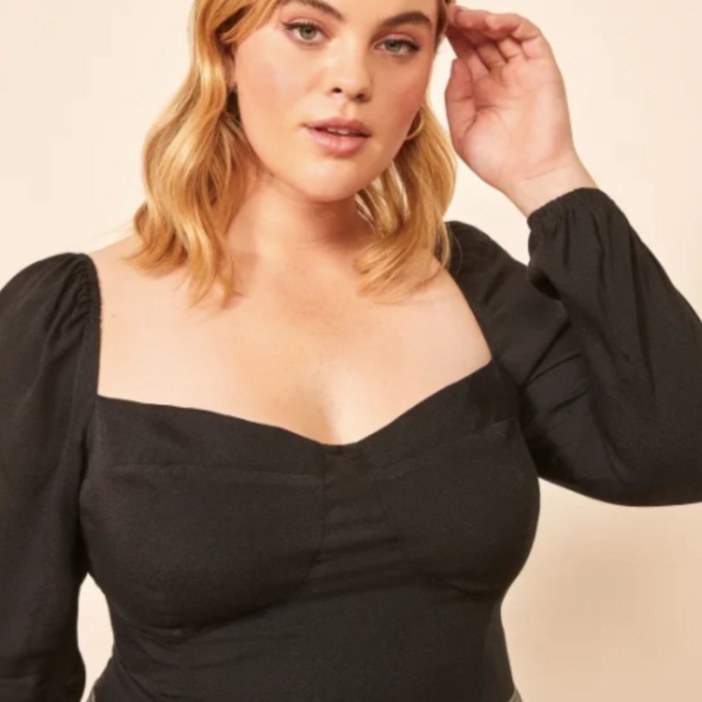 Reformation Reign Top Extended Size 20 black